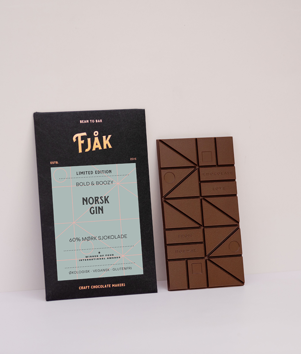 Fjak_limited_GIN Norwegian Gin BIO (60% dark)