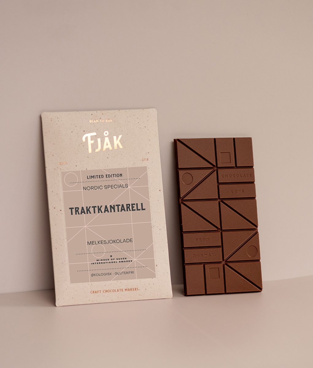 Fjak_limited_MUSHROOM_1 Wild Mushroom (45% milk) BIO